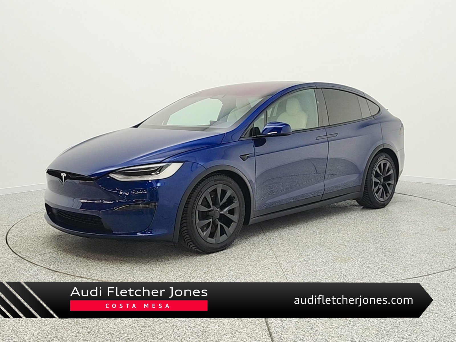 Used 2022 Tesla Model X image 1