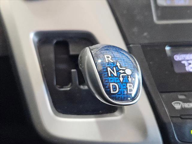 Used 2014 Toyota Prius V Three image 10