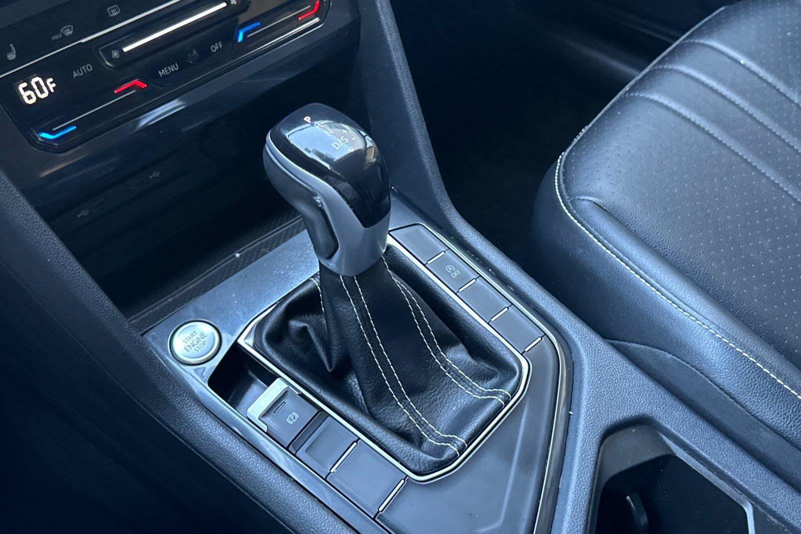 Certified 2023 Volkswagen Tiguan SE FWD image 22