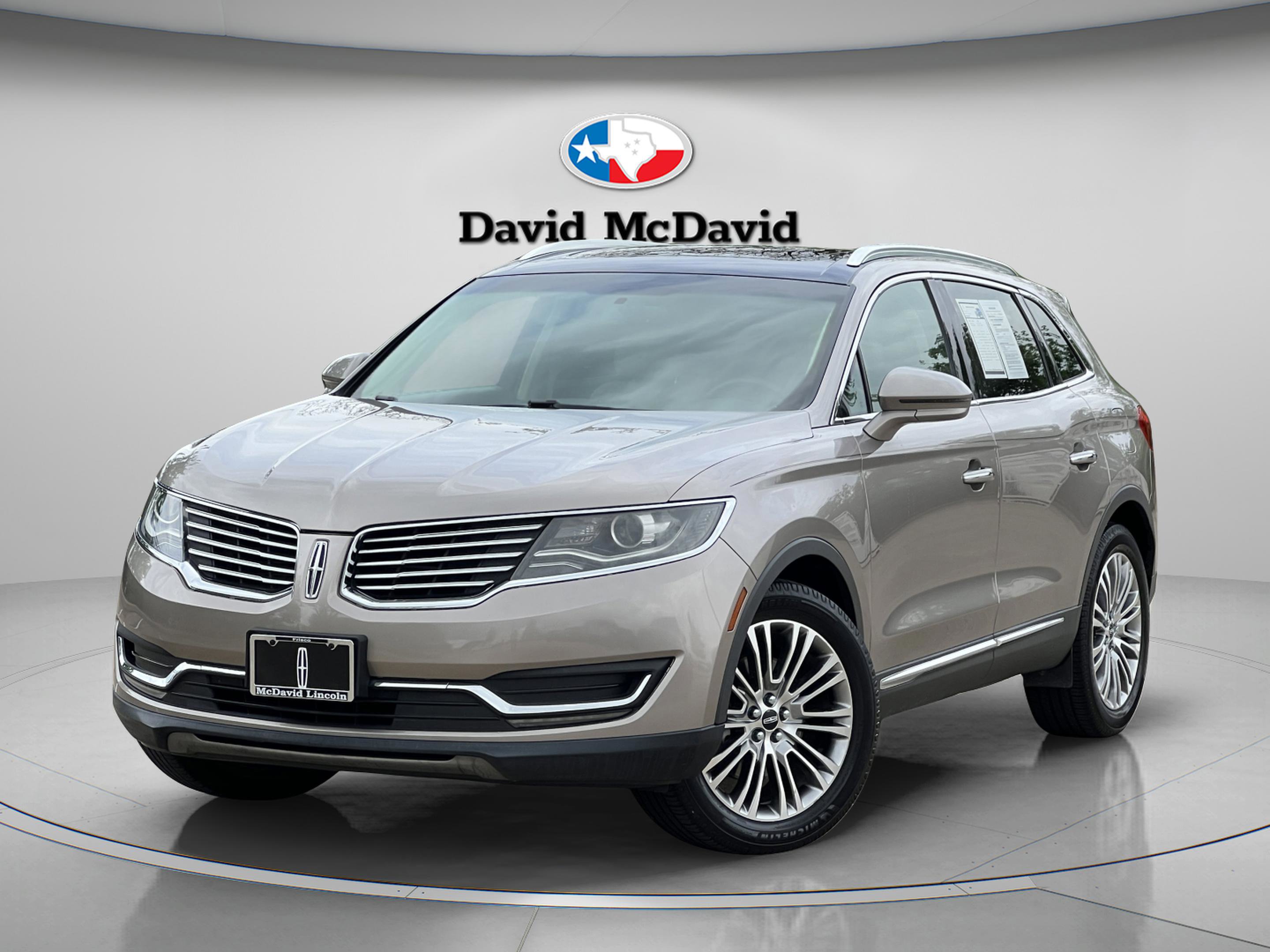 Used 2018 Lincoln MKX Reserve w/ Cargo Accessories Package image 2