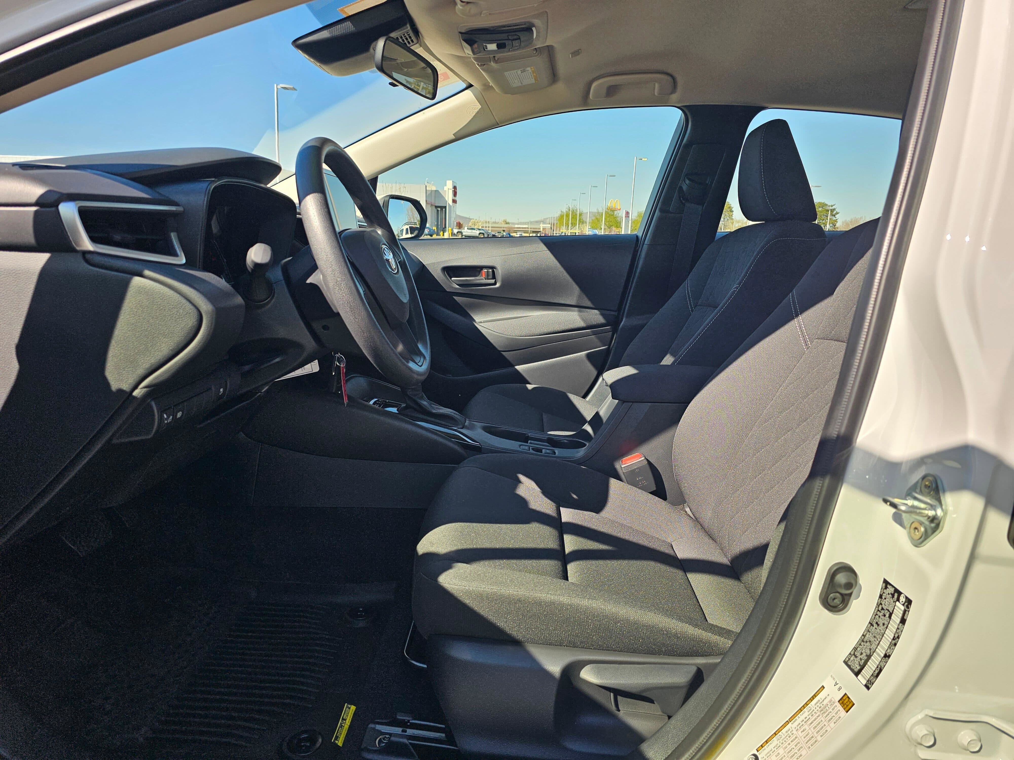 Used 2026 Toyota Corolla LE image 19