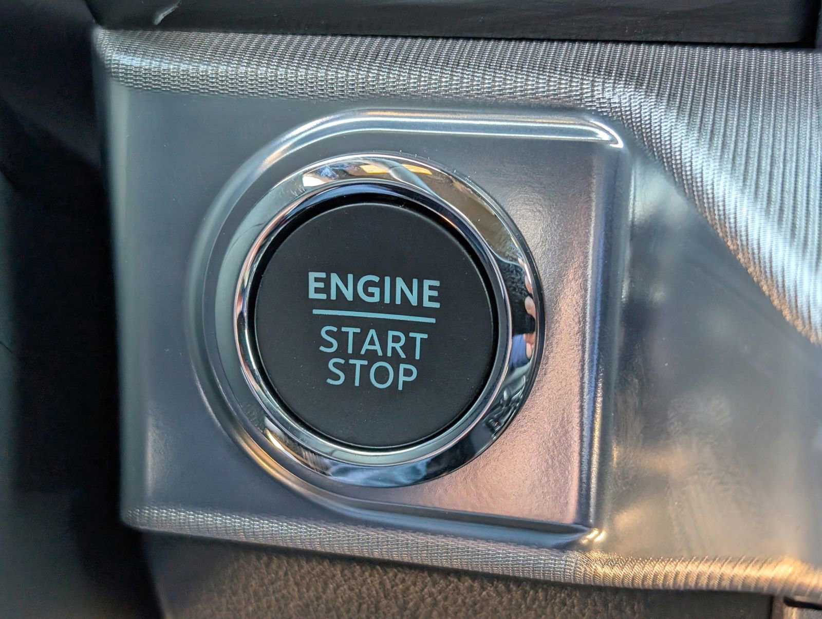 Used 2025 Ford F150 Lariat w/ Equipment Group 501A Mid image 21