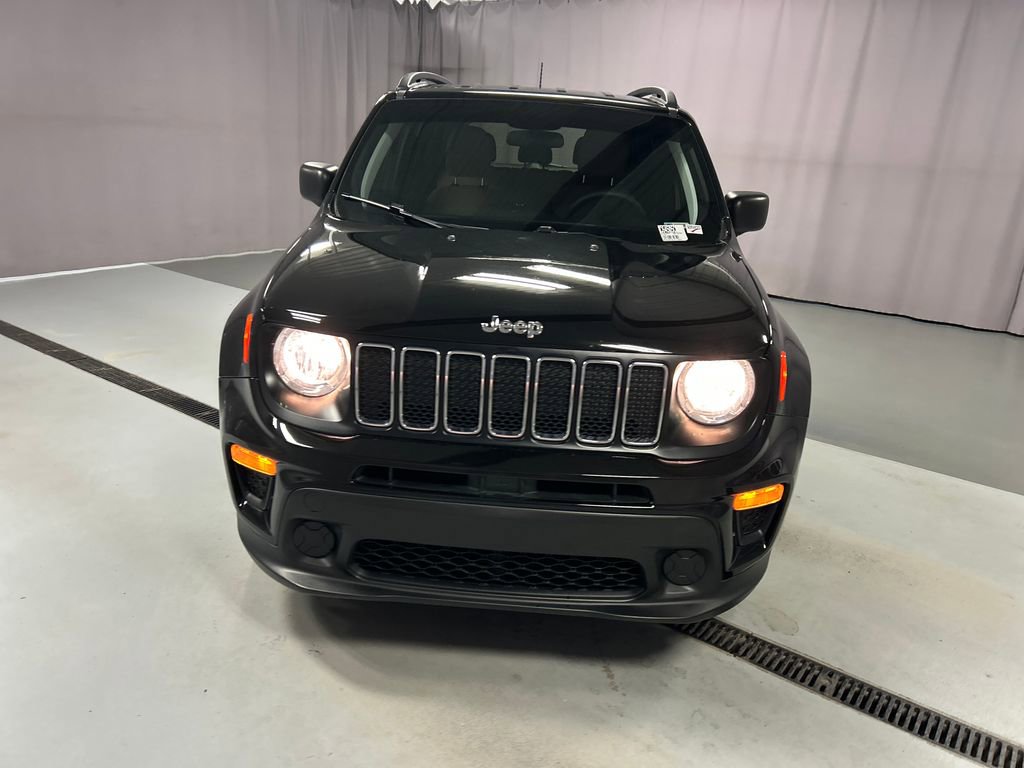 Used 2020 Jeep Renegade Sport w/ Sport Appearance Group FWD video 2