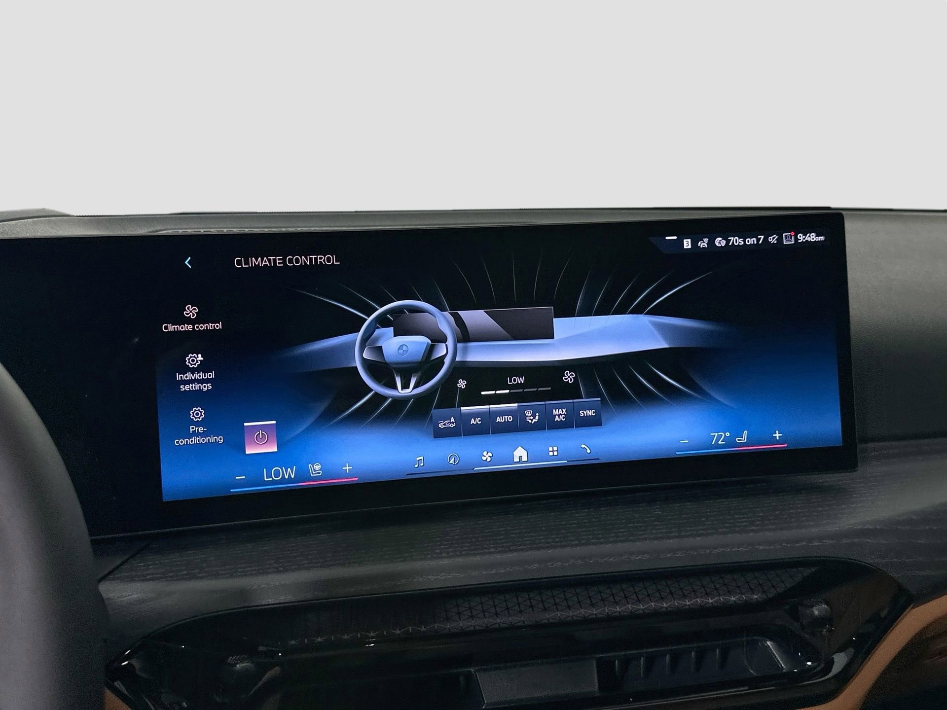 New 2025 BMW 330i Sedan w/ Premium Package image 14