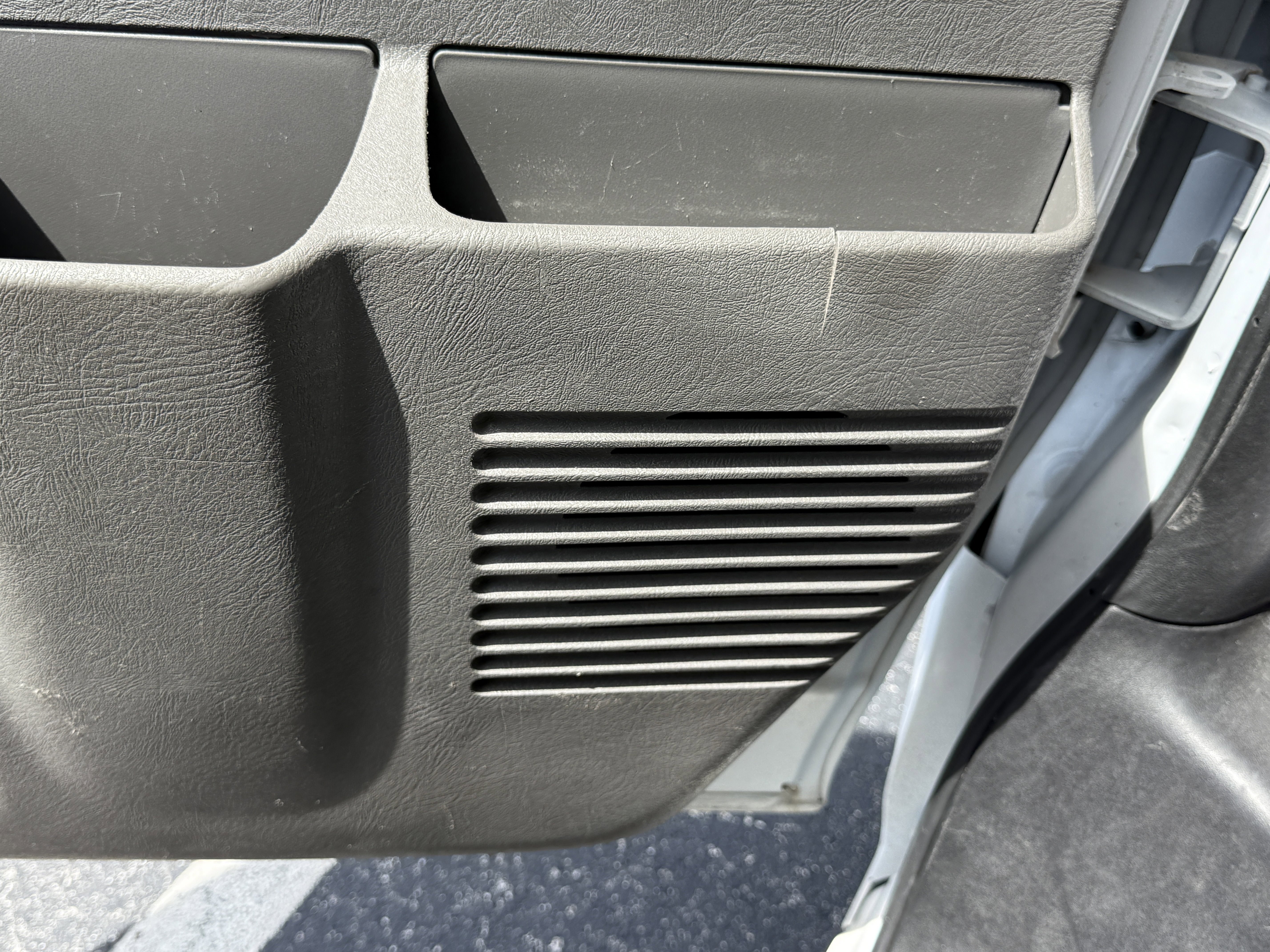 Used 2021 GMC Savana 2500 w/ Driver Convenience Package RWD image 17
