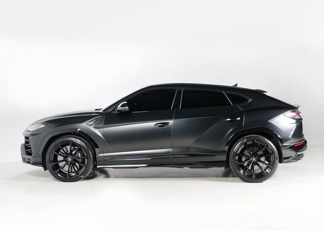 Used 2022 Lamborghini Urus image 6