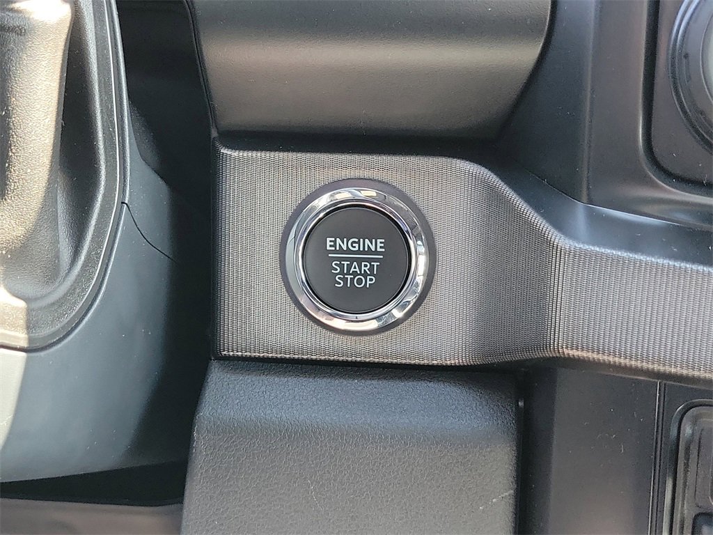New 2026 Ford F350 4x4 Crew Cab DRW Super Duty image 27