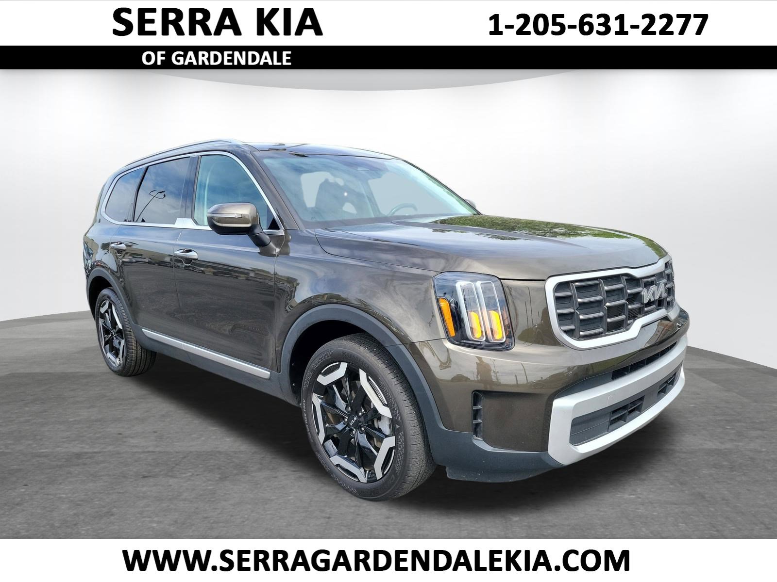 Used 2024 Kia Telluride S w/ S Sunroof Package
