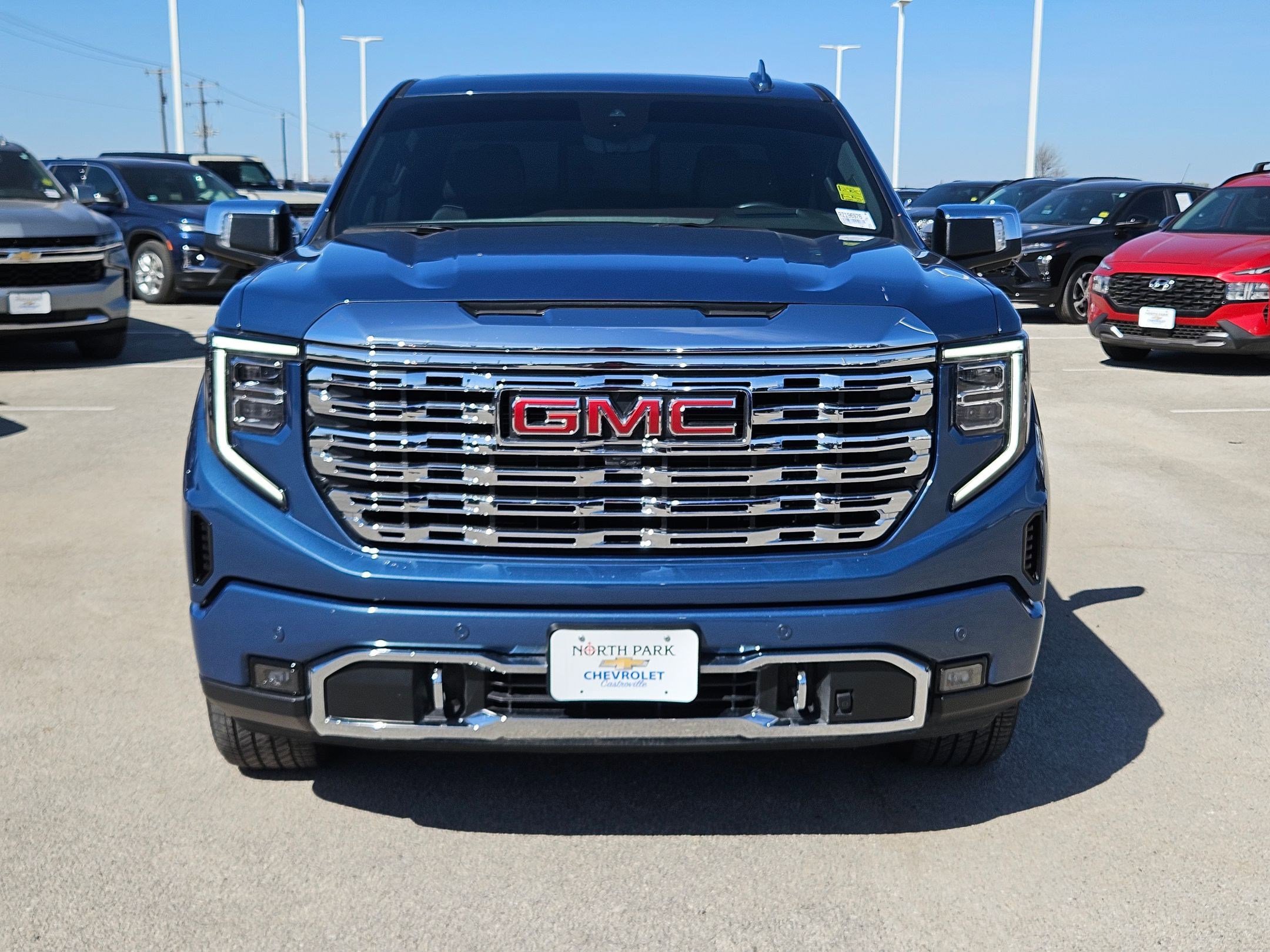 Used 2024 GMC Sierra 1500 Denali w/ Denali Reserve Package image 8