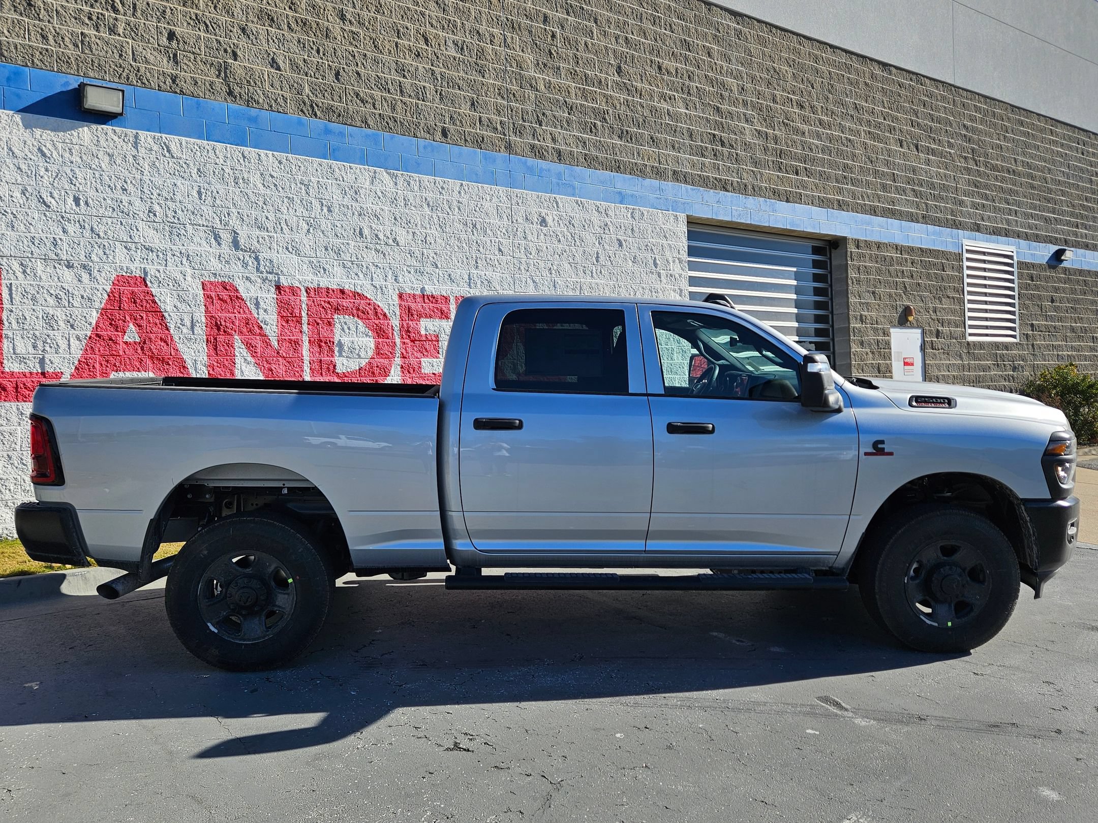 New 2026 RAM 2500 Tradesman AWD/4WD image 8