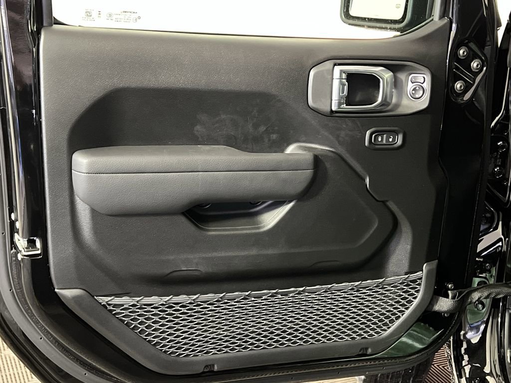 New 2026 Jeep Gladiator Sport image 7