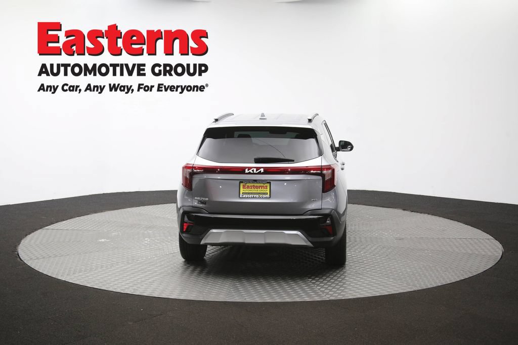 Used 2024 Kia Seltos EX AWD/4WD image 39