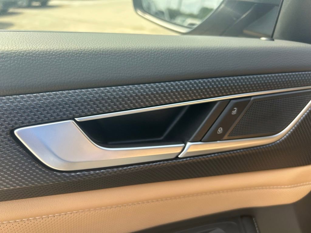 Certified 2024 Volkswagen Atlas Cross Sport SEL R-Line image 58