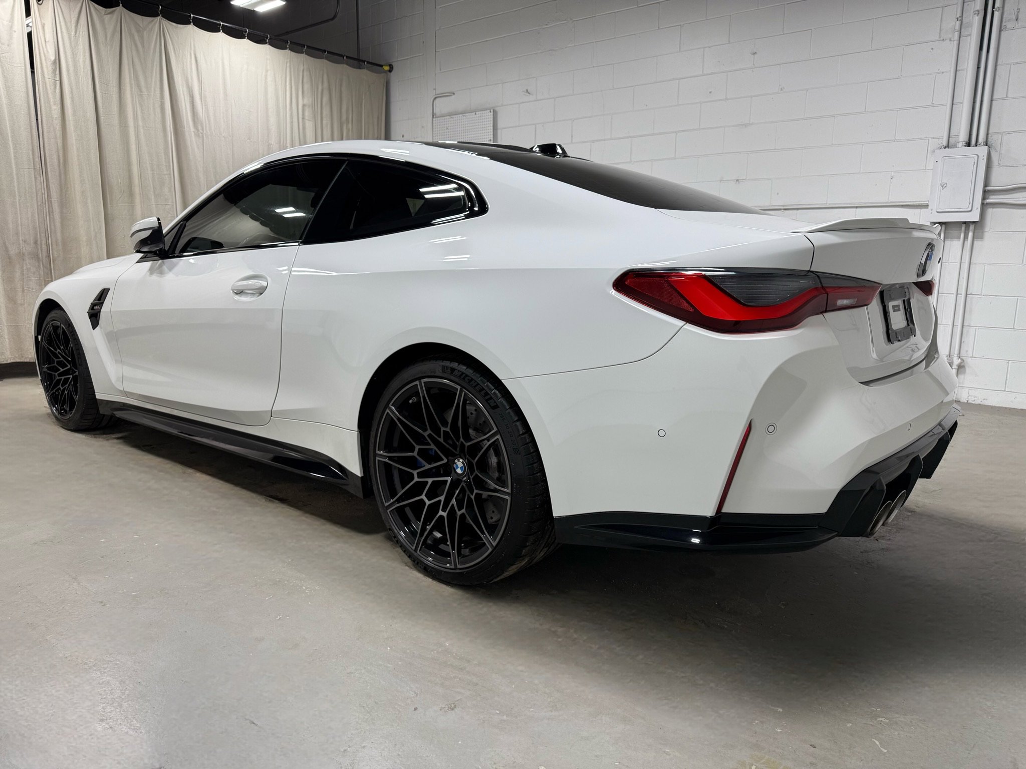 Used 2024 BMW M4 Coupe w/ M Driver's Package RWD image 5