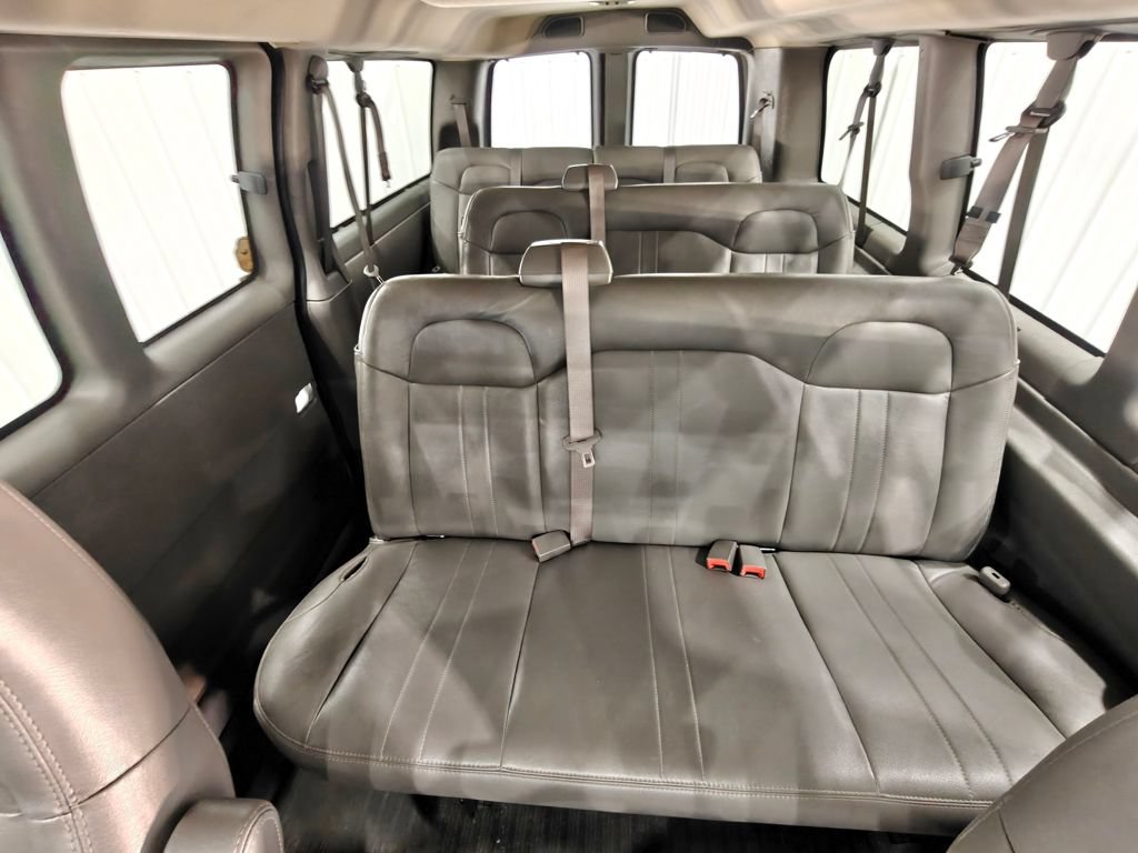 Used 2023 GMC Savana 2500 LS w/ Driver Convenience Package RWD image 21