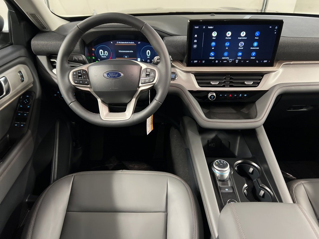 New 2026 Ford Explorer Active image 8