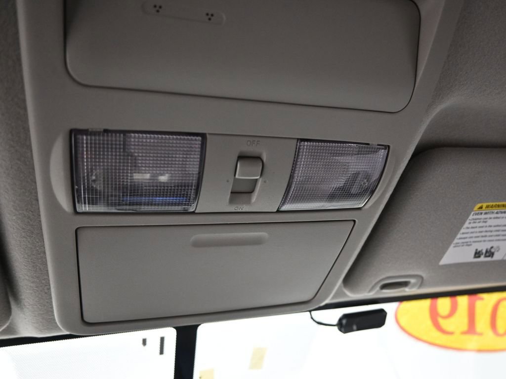 Used 2019 Nissan Frontier SV image 32