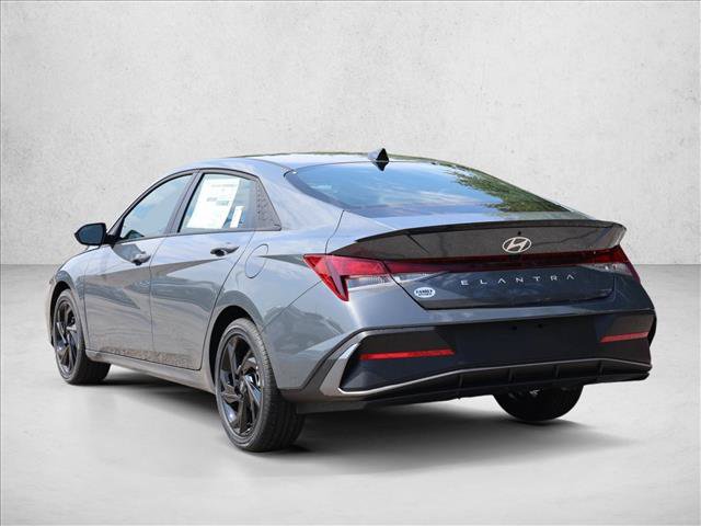 New 2026 Hyundai Elantra SEL Sport FWD image 7