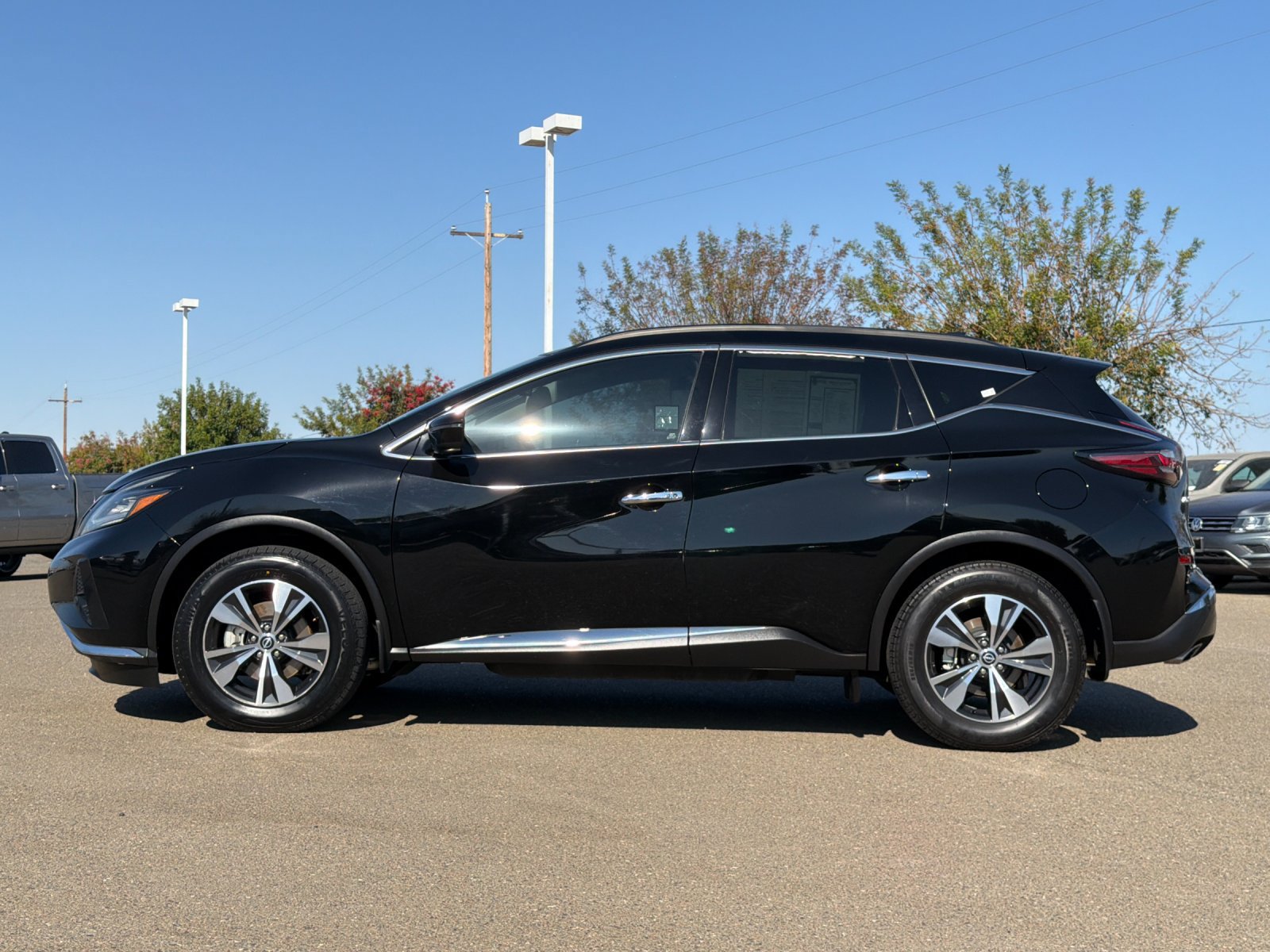 Used 2023 Nissan Murano SV FWD image 7