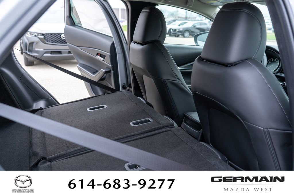 New 2026 MAZDA CX-30 AWD 2.5 S w/ Select Sport Pkg image 37