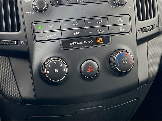 Used 2010 Hyundai Elantra SE image 17