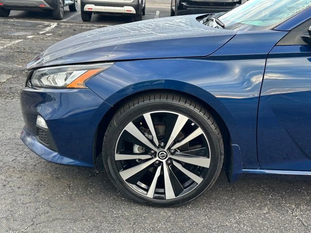 Used 2021 Nissan Altima 2.5 SR w/ SR Premium Package AWD/4WD image 7