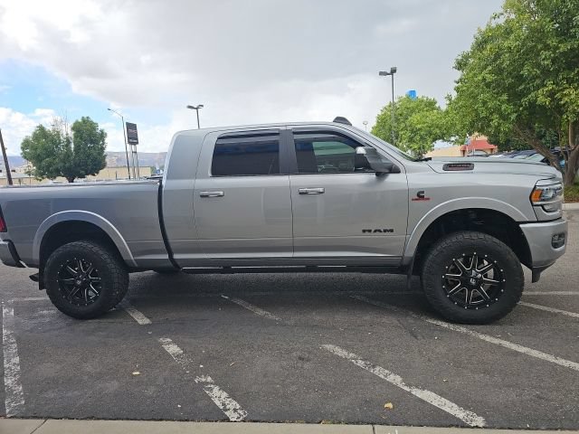 Used 2022 RAM 3500 Laramie AWD/4WD image 3