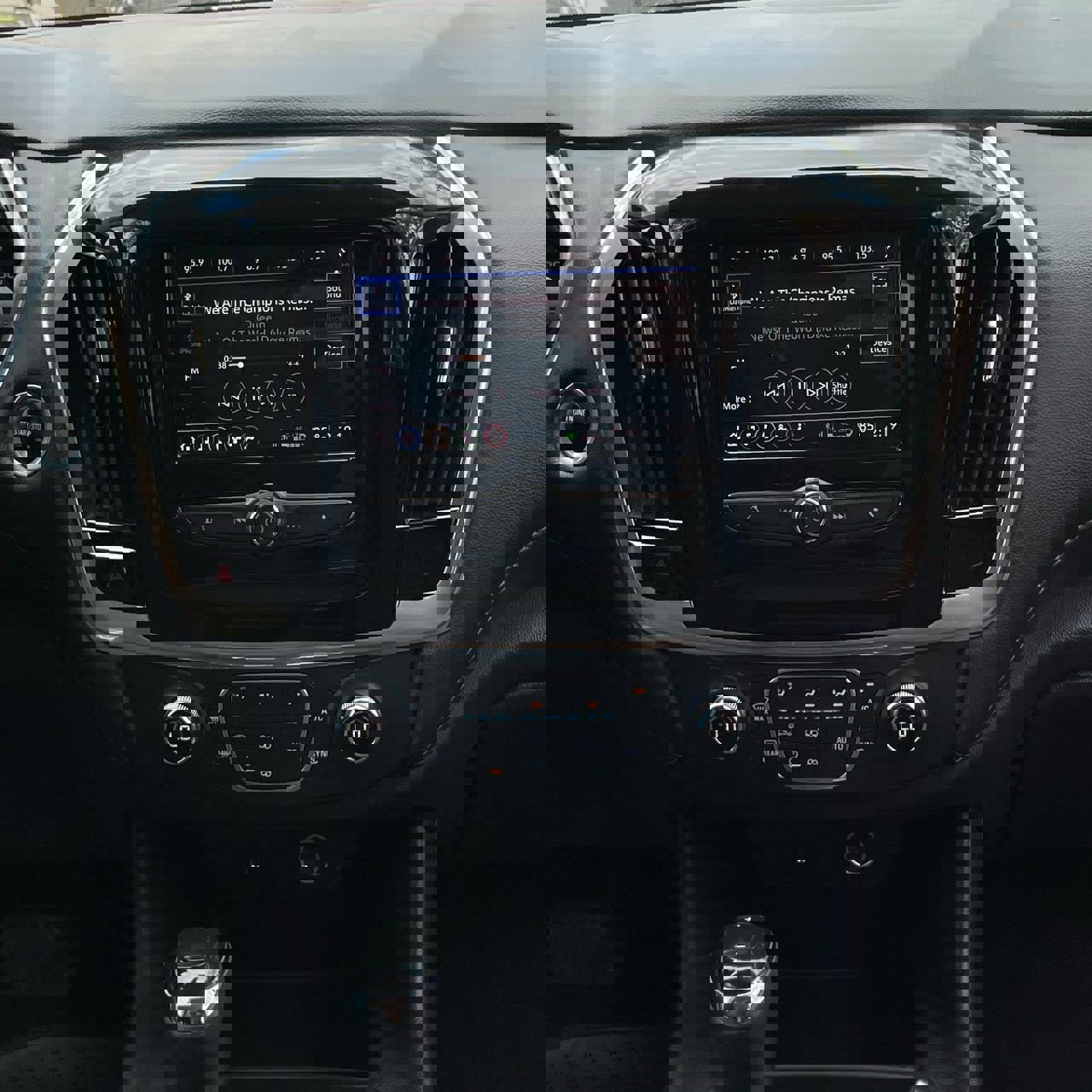 Used 2020 Chevrolet Traverse LS image 17