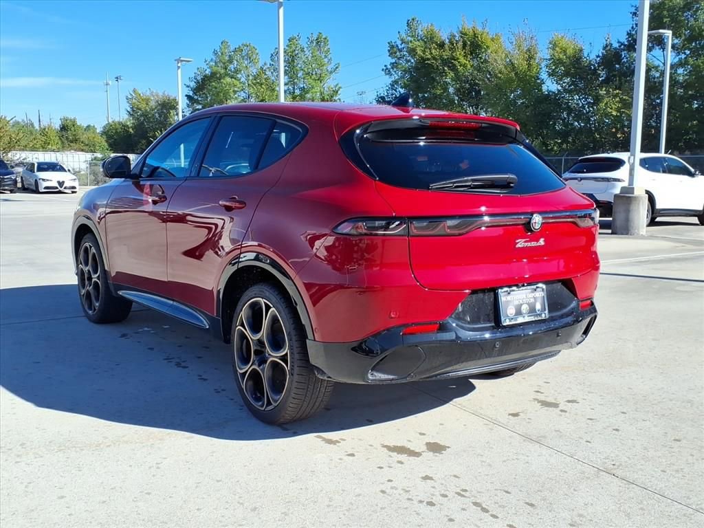 New 2025 Alfa Romeo Tonale AWD/4WD image 9