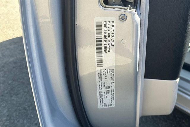 Used 2022 Chrysler Voyager LX FWD image 38
