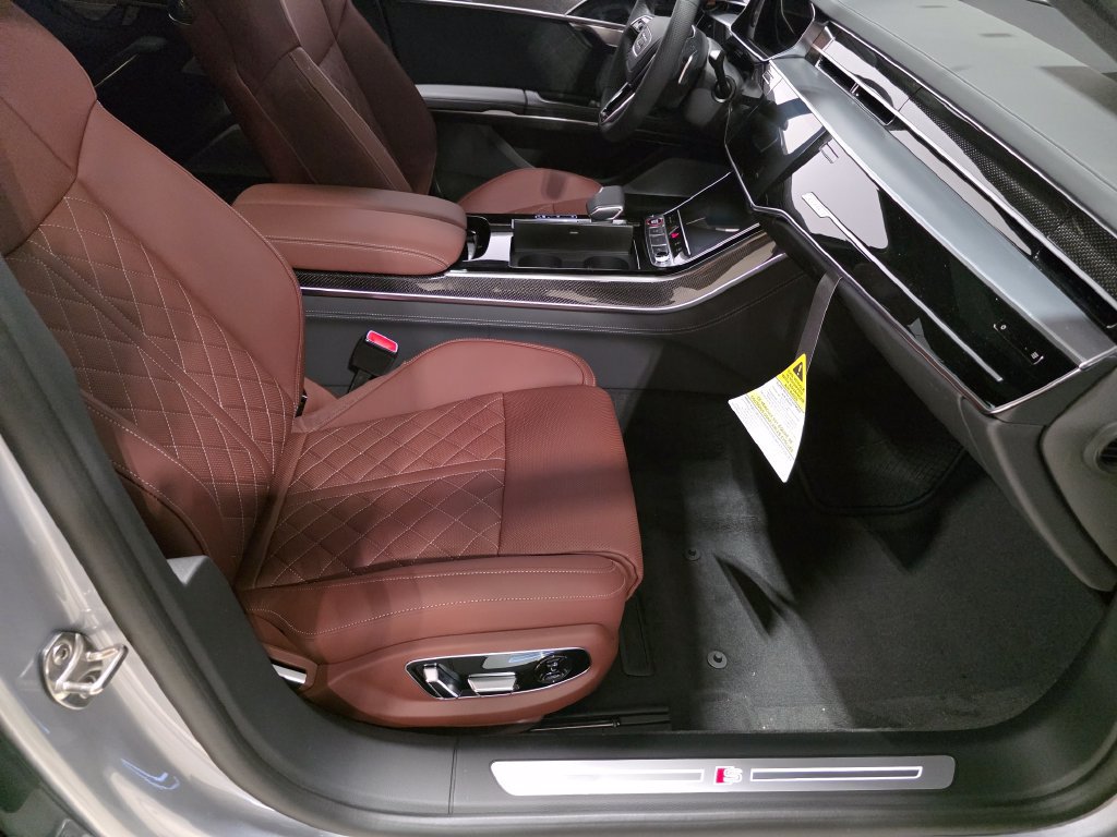 New 2027 Audi A8 L 3.0T AWD/4WD image 16