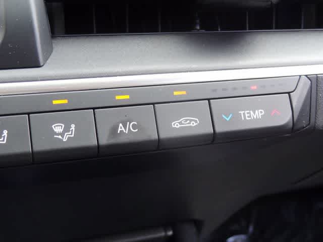 Used 2025 Kia K4 FWD image 28
