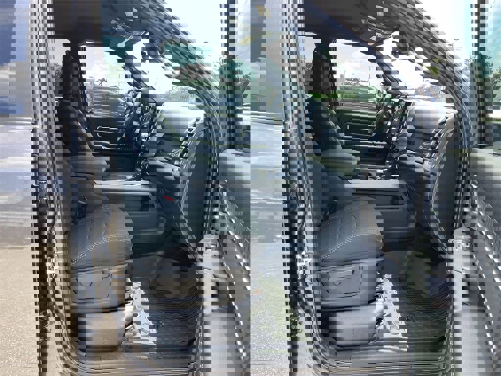 New 2025 RAM 2500 Big Horn image 24