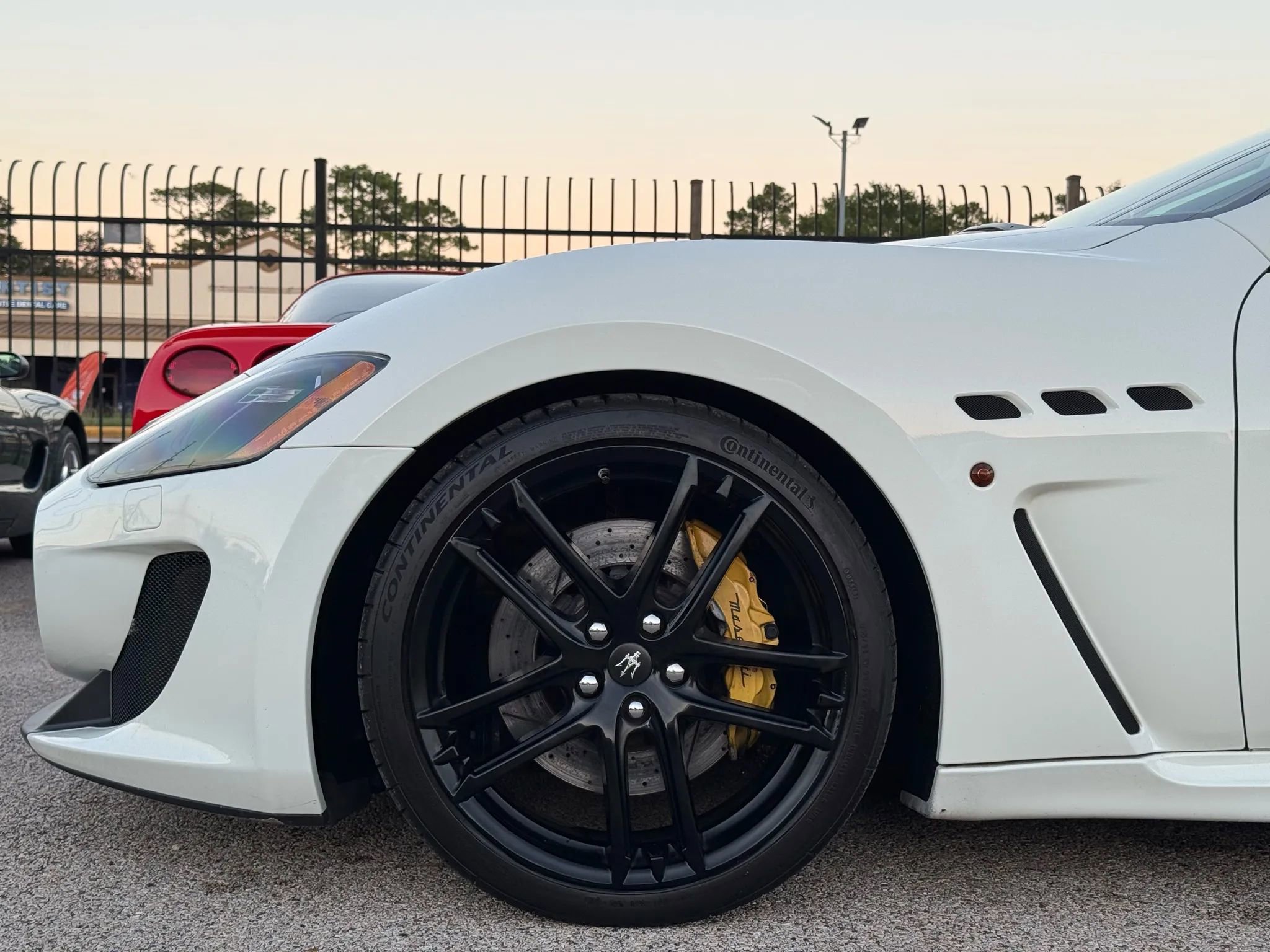 Used 2013 Maserati GranTurismo Sport image 15