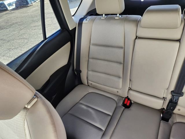 Used 2016 MAZDA CX-5 Touring image 15