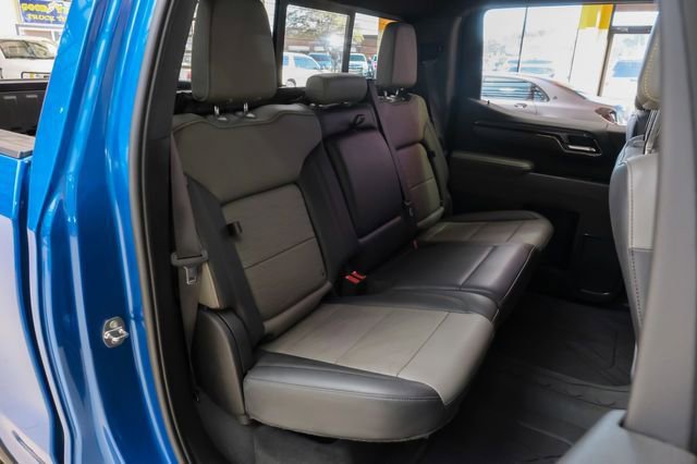 Used 2022 Chevrolet Silverado 1500 ZR2 w/ Technology Package image 36
