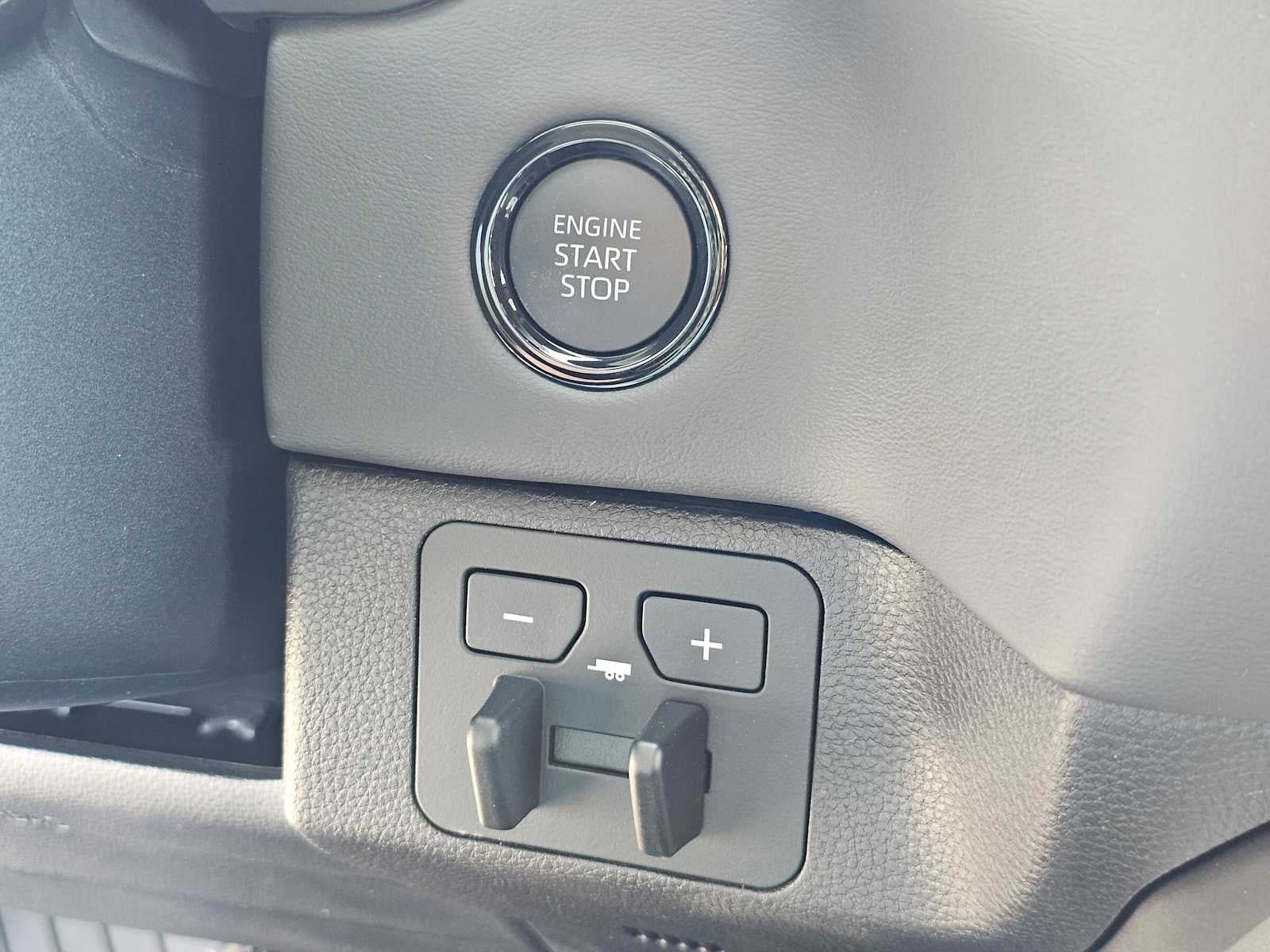 New 2026 Toyota Tundra Platinum AWD/4WD image 29