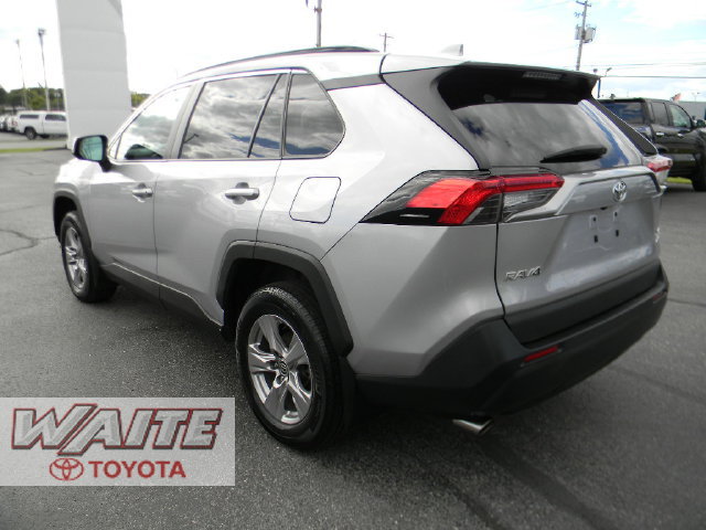 Certified 2024 Toyota RAV4 XLE w/ Convenience Package AWD/4WD image 4