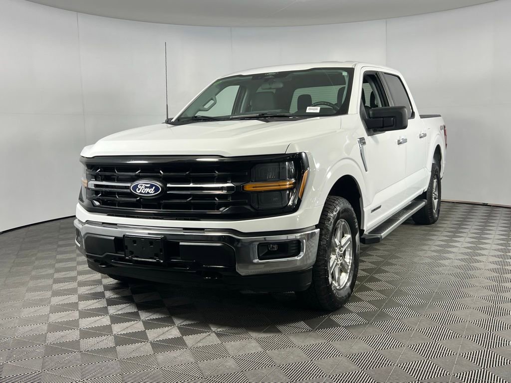 Used 2025 Ford F150 XLT w/ Equipment Group 301A Standard image 3