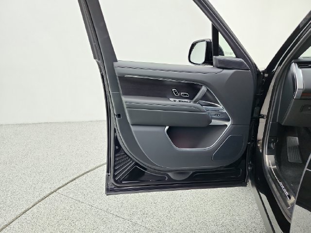 New 2026 Land Rover Range Rover SE AWD/4WD image 27