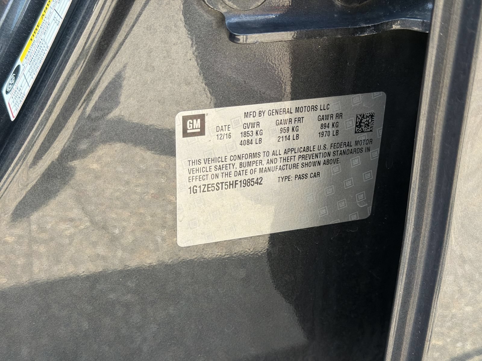 Used 2017 Chevrolet Malibu LT w/ Leather Package FWD image 38