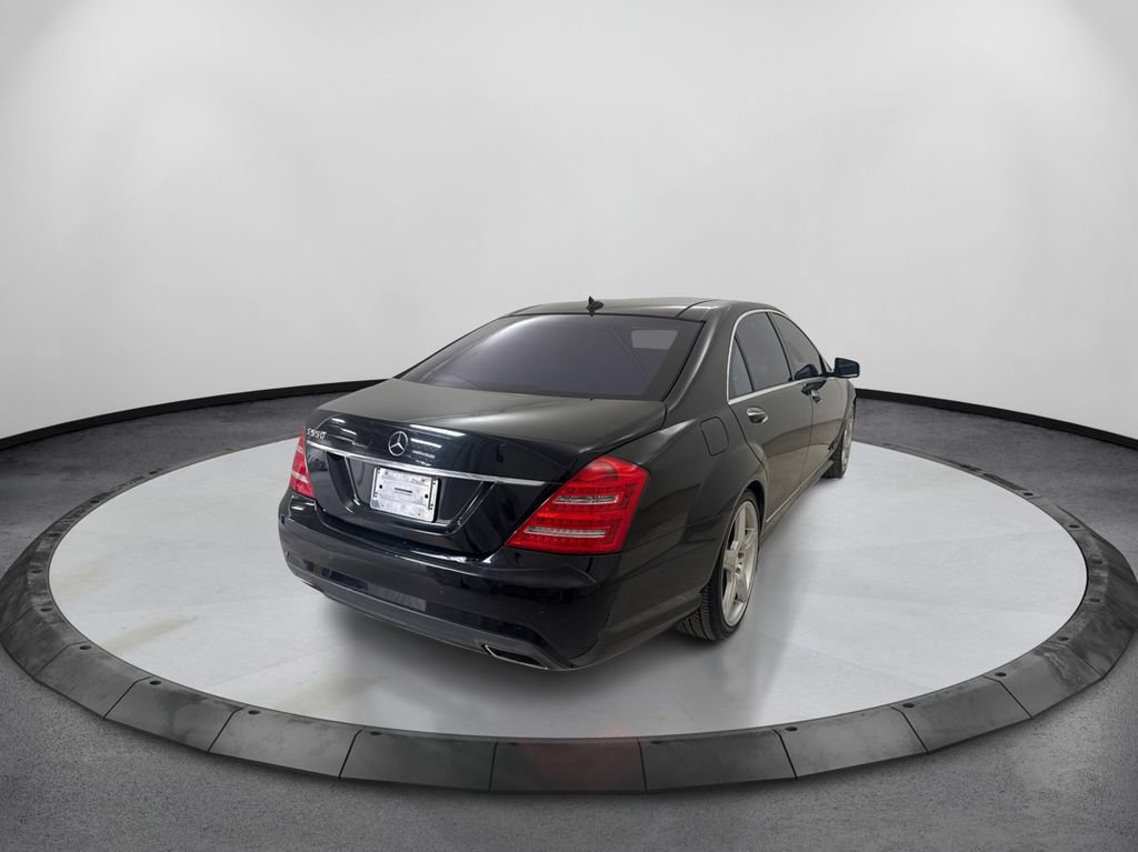 Used 2011 Mercedes-Benz S 550 image 5