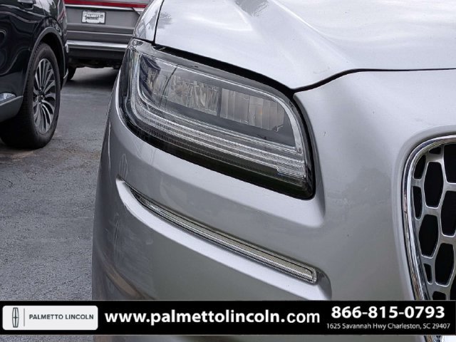 Used 2022 Lincoln Nautilus Reserve w/ Equipment Group 201A FWD image 7