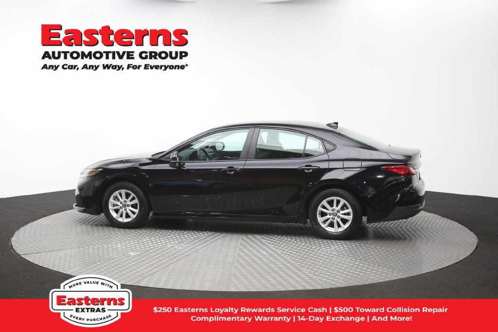 Used 2026 Toyota Camry LE FWD image 62