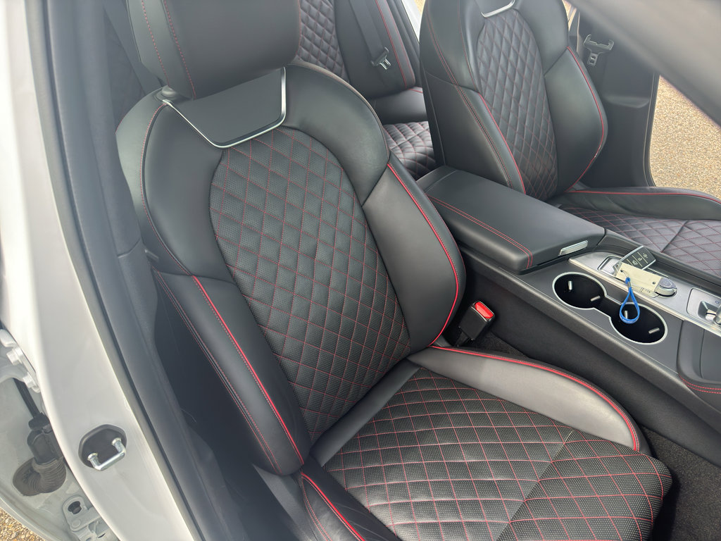 Used 2021 Genesis G70 3.3T w/ Sport Package image 39