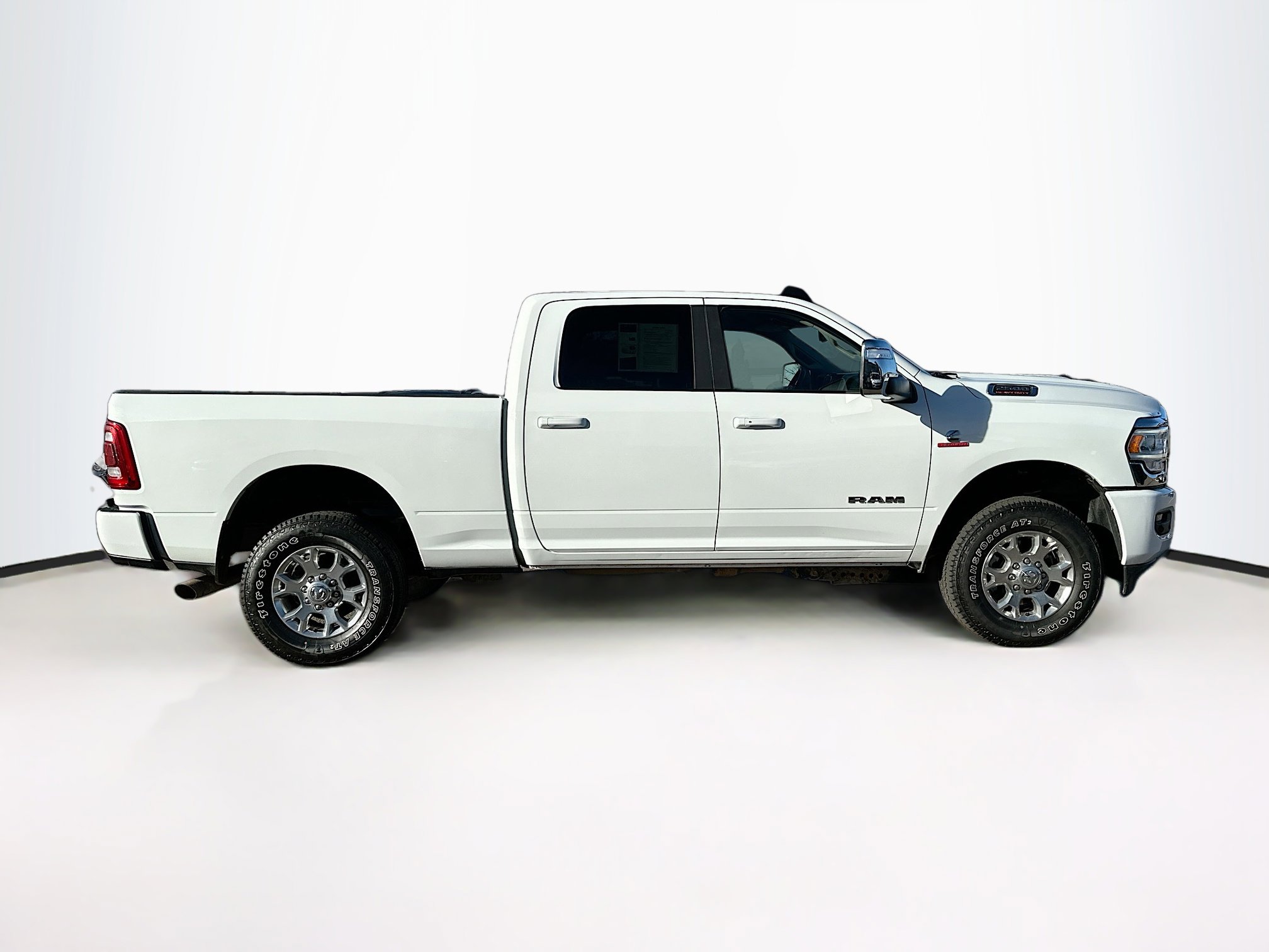 Used 2024 RAM 2500 Laramie image 10