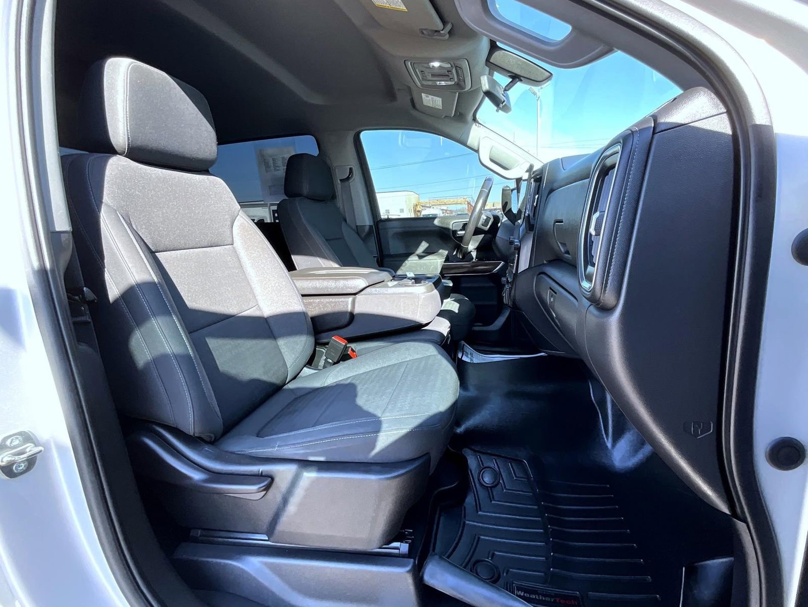 Used 2020 Chevrolet Silverado 1500 LT w/ All-Star Edition image 16