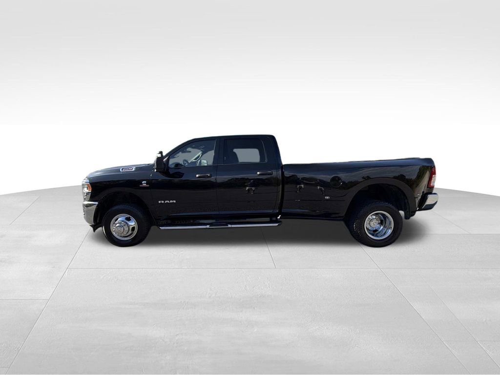 Used 2024 RAM 3500 Big Horn image 6
