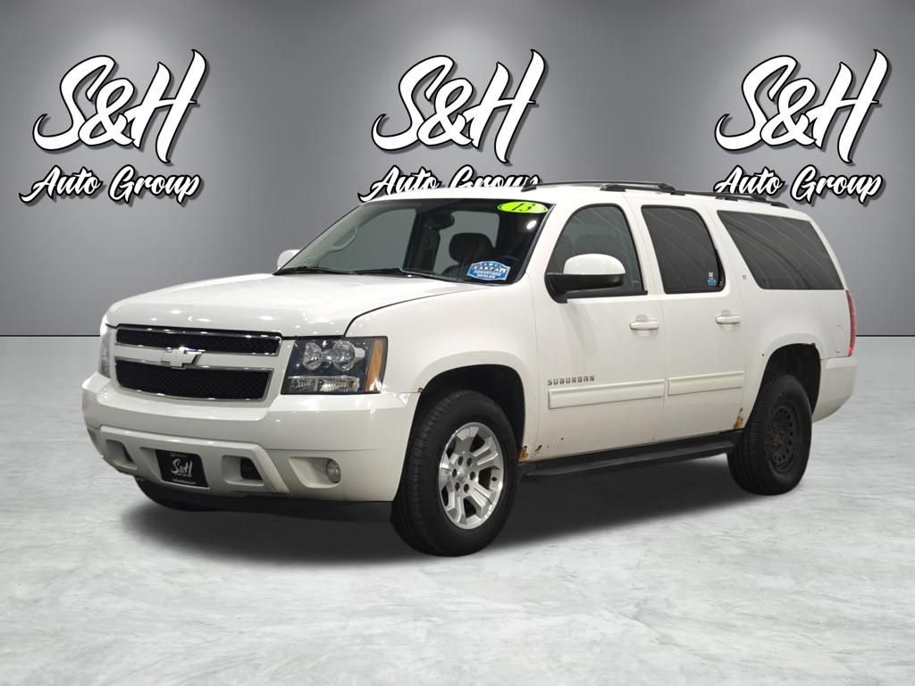 Used 2013 Chevrolet Suburban LT image 19