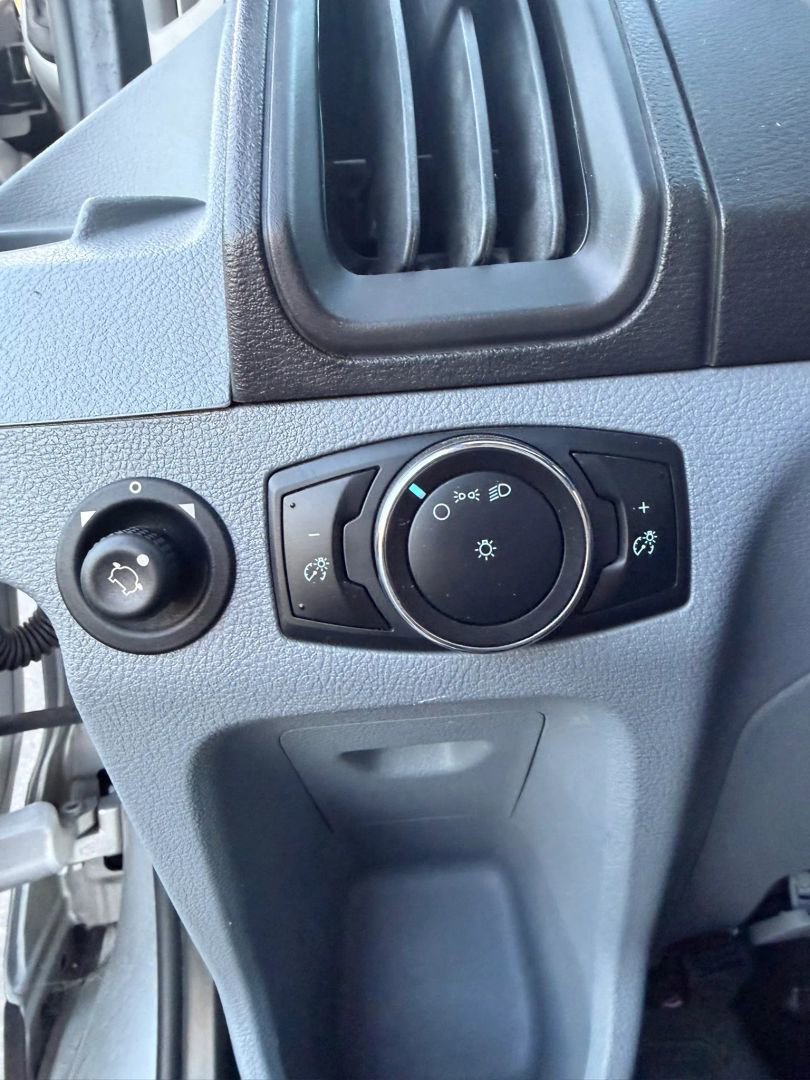 Used 2017 Ford Transit 350 XL image 27